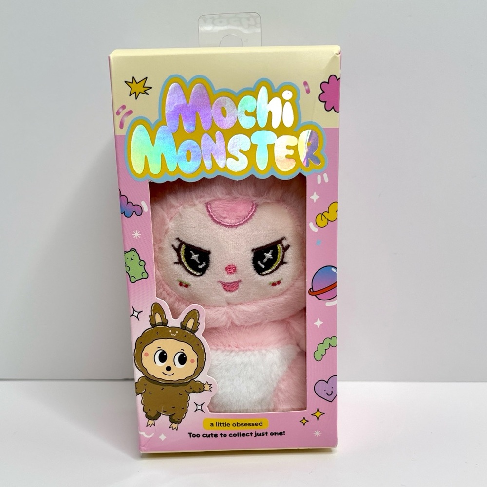 👾💖 Blush Mochi Monster Plush – Cute Hanging Charm Clip! 💖👾